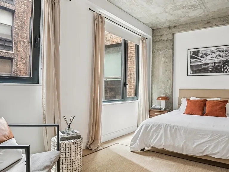132 W 26th St #4 — Photo 7
