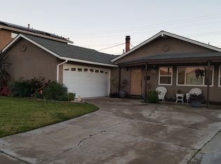 5922 Frontier Cir, Huntington Beach, CA 92647