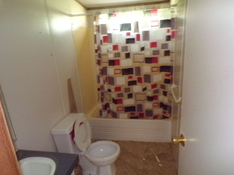 1st image of 200 Perkins Dr