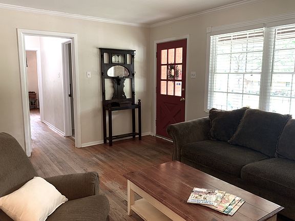 Living Room and Entry