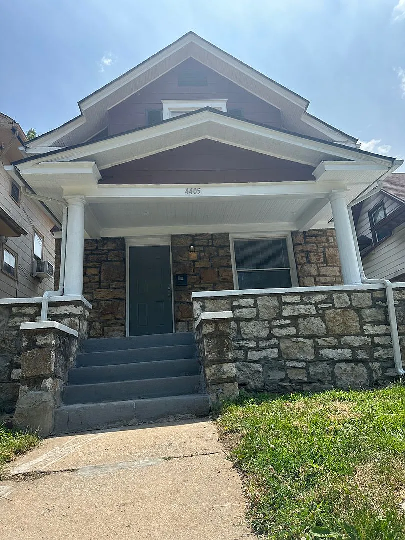 Northside 3 Bedroom Home For Rent! — Photo 1