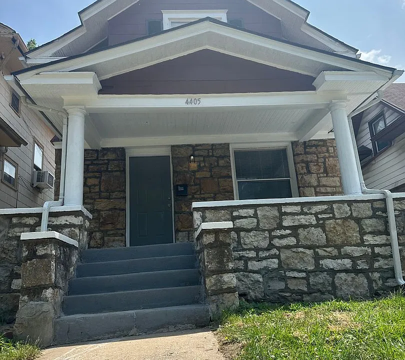 4405 Norledge Ave