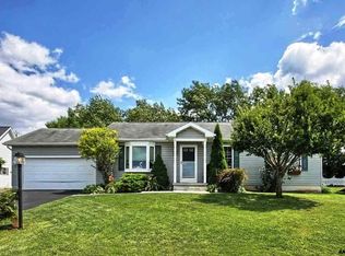 284 Matthew Dr, New Oxford, PA 17350