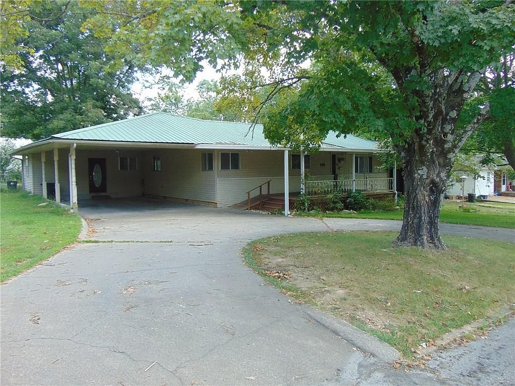 121 Rose Ave Berryville Ar Mls Zillow