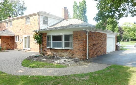 3rd image of 7441 Jackson Park Dr