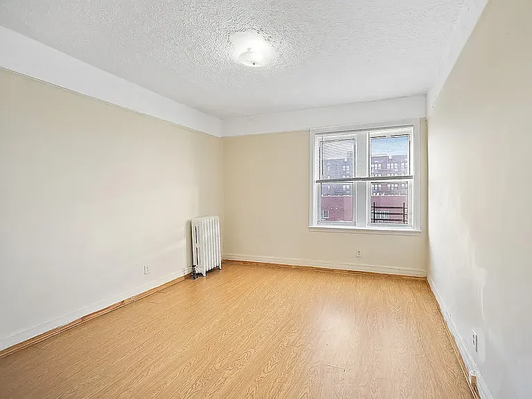 2301 Benson Ave #A32 — Photo 2