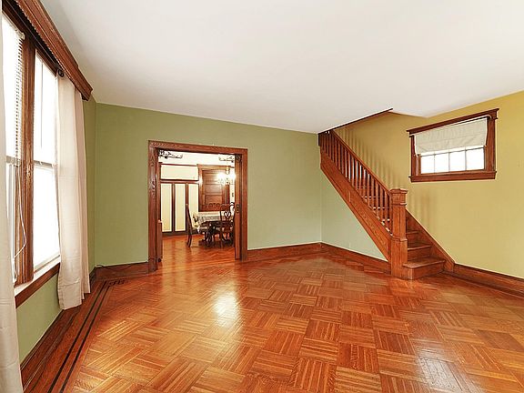 3rd image of 8526 124th St