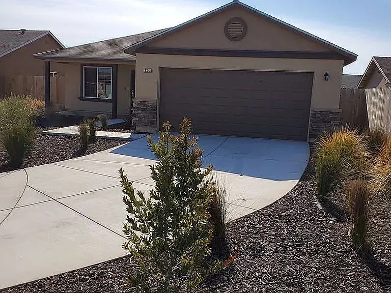 224 Rhianon Ct photo 1