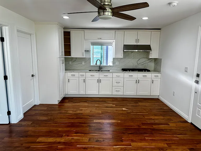 923 Milmada Dr — Photo 3