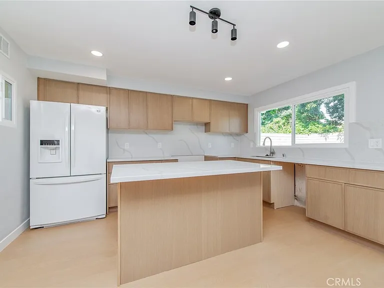 19412 Sierra Chula Rd — Photo 13