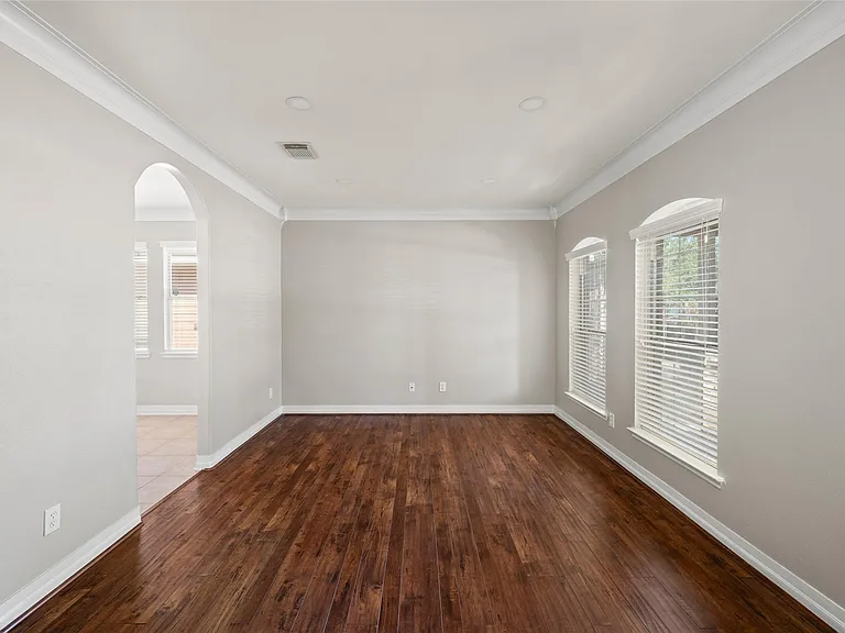 7414 Sabinal Creek Dr — Photo 12