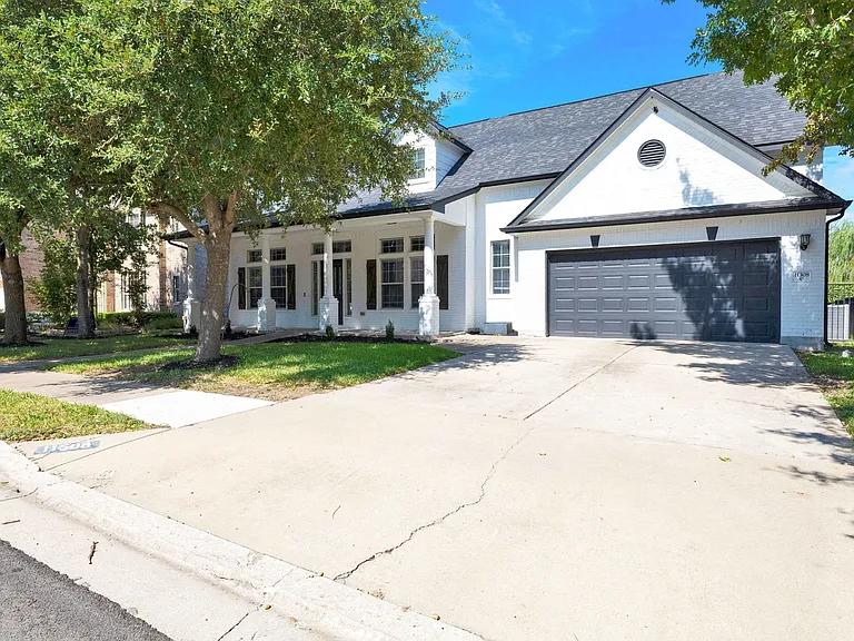 11308 Terrace Meadow Way — Photo 40