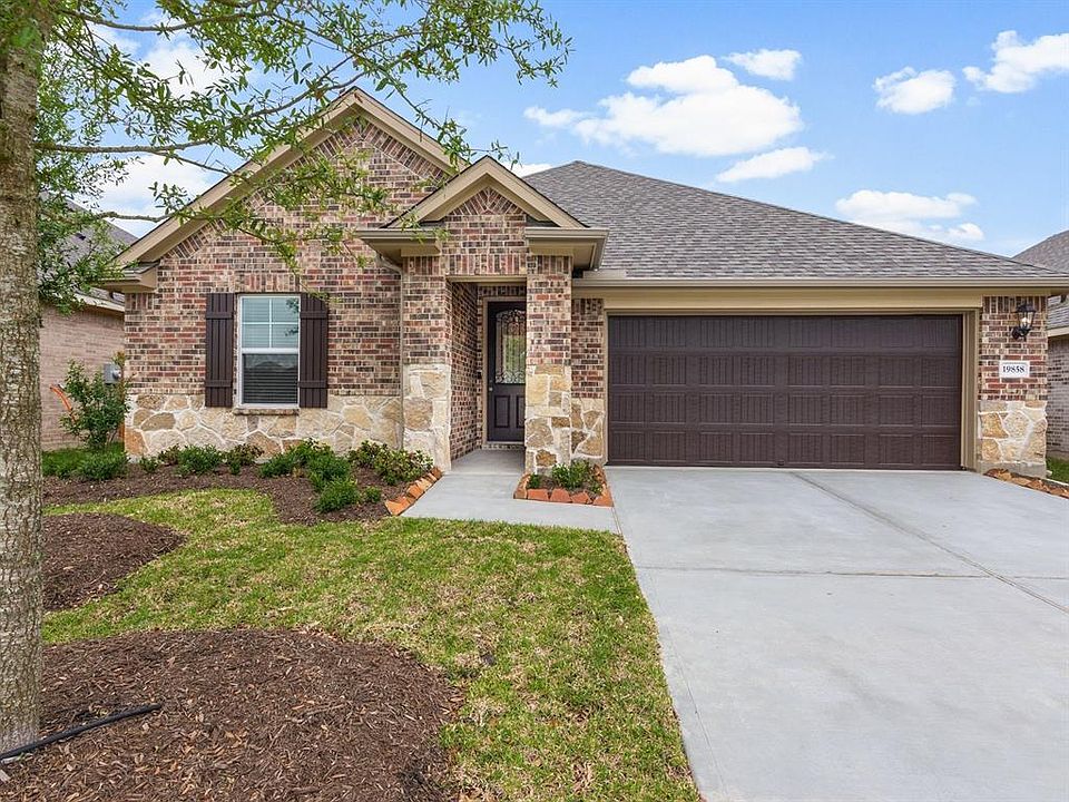 1st image of 19858 Mountain Vista Dr