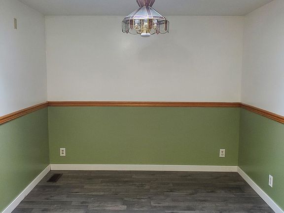 5th image of 5998 Sunshine Dr