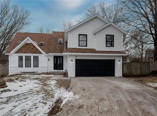 15907 W 150th St, Olathe, KS 66062