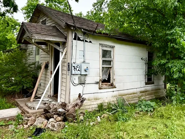 408 E Osage Ave, Nowata, OK 74048