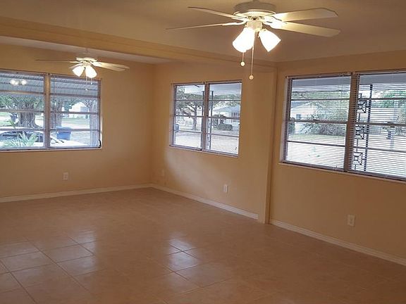 5th image of 4021 35th Ave N