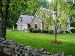 62 Hutchinson Rd, Sutton, MA 01590