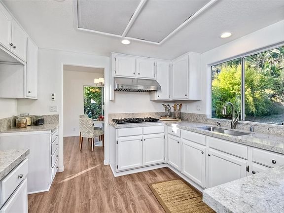 2nd image of 3424 Northwood Dr
