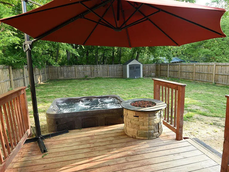 1207 Keller Ave — Photo 3
