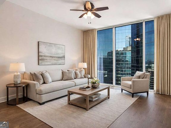 5th image of 1080 Peachtree St NE Unit 3304