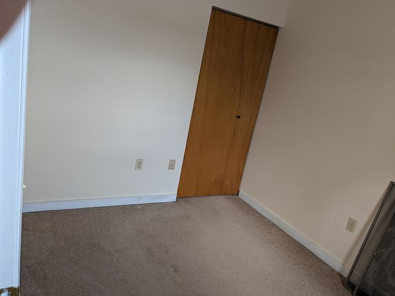 5th image of 20761 E 2nd St #A