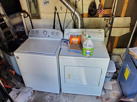 4th image of 305 Rindge Ave #B