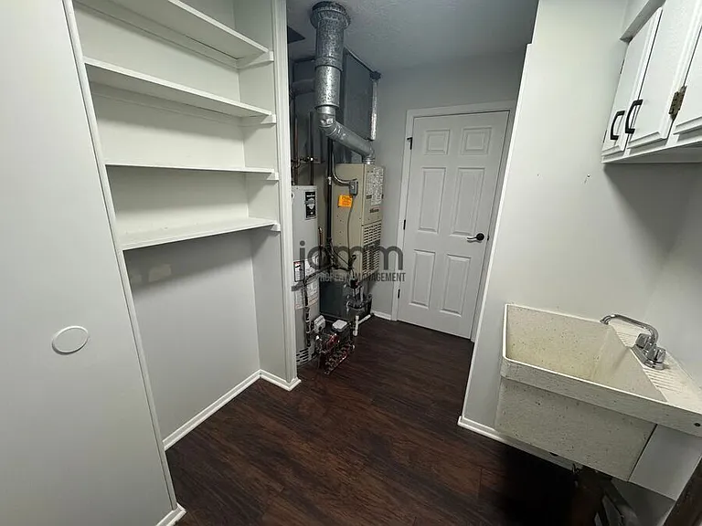 5250 Mills Creek Ln — Photo 21