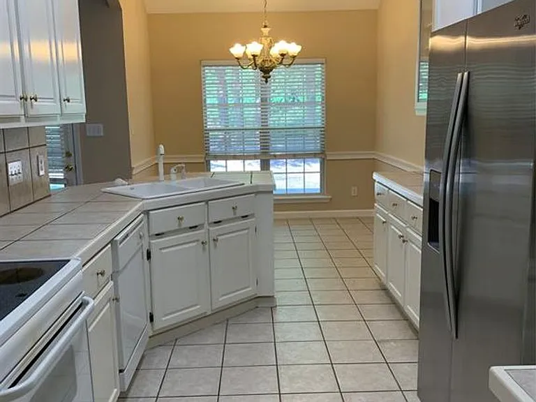 131 Live Oaks Dr — Photo 14
