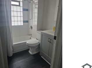 772 London Rd APT 2, Cleveland, OH 44110