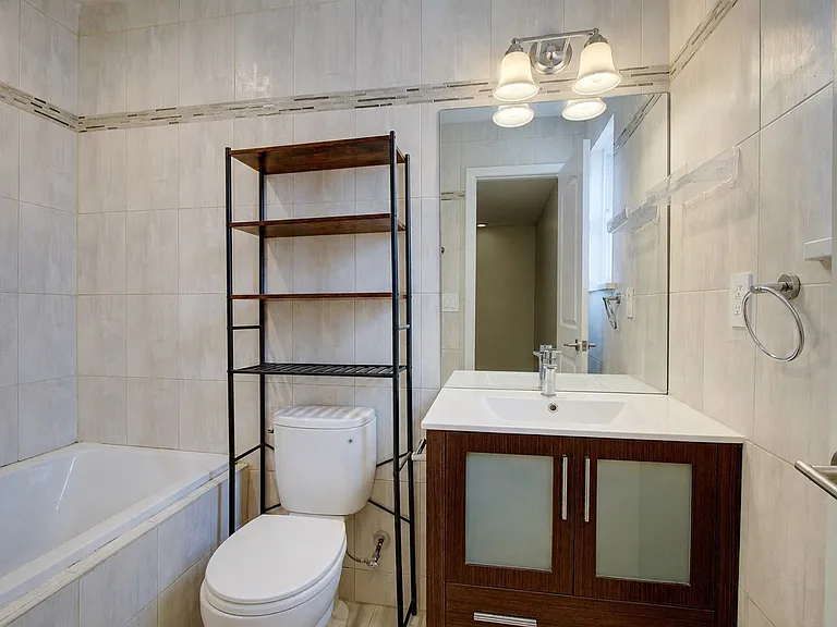 134 Congress St #B — Photo 14