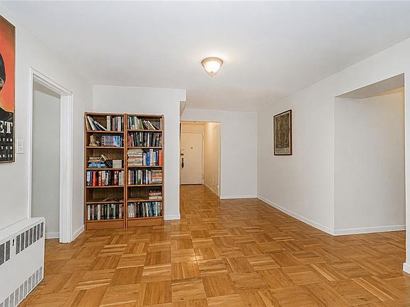 4th image of 7423 Ridge Blvd APT 1G