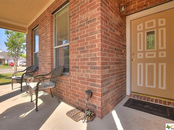 3rd image of 501 Glen Valley Ln