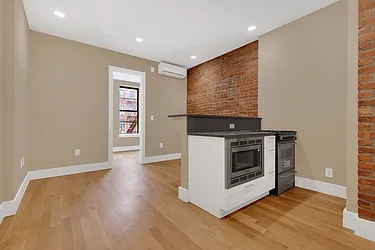 Rented by Cooper & Cooper Real Estate