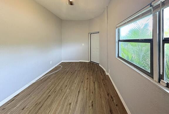 5th image of 14125 Palm St #3