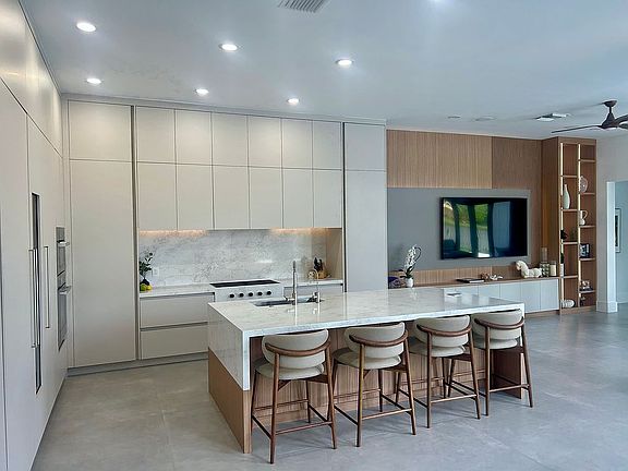 4th image of 17895 Cadena Dr