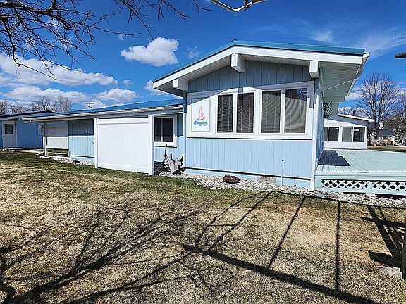 5th image of 13368 W Shore Dr