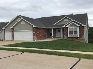 5134 Towerglen St, Imperial, MO 63052