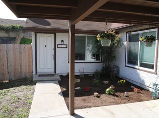 5168 E Meadowview Dr, Camarillo, CA 93012