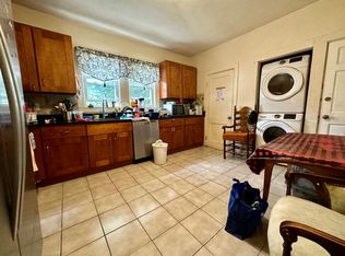 17 Stratton Ter #17, Waltham, MA 02453