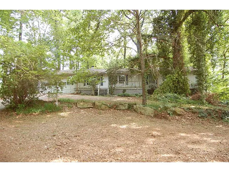 1755 Oak Ridge Way photo 1