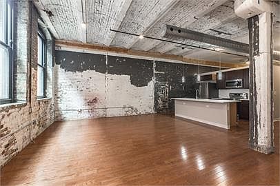 1st image of 1225 Union Ave #202
