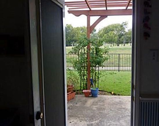 5th image of 10005 White Ln