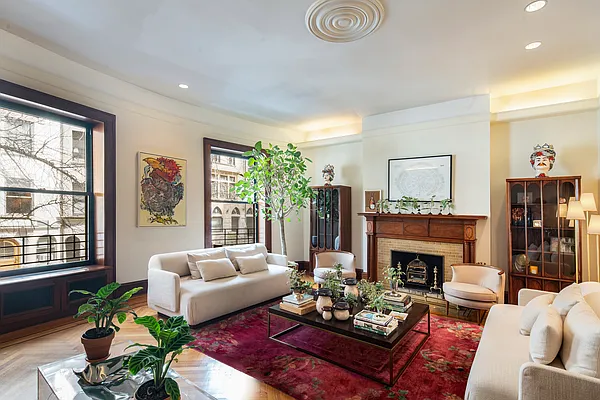Rented by Brown Harris Stevens | media 4