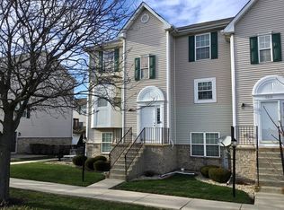 5241 Stoneridge Ct, Matteson, IL 60443