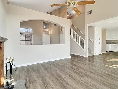 1730 Laurelgrove Ln photo 1