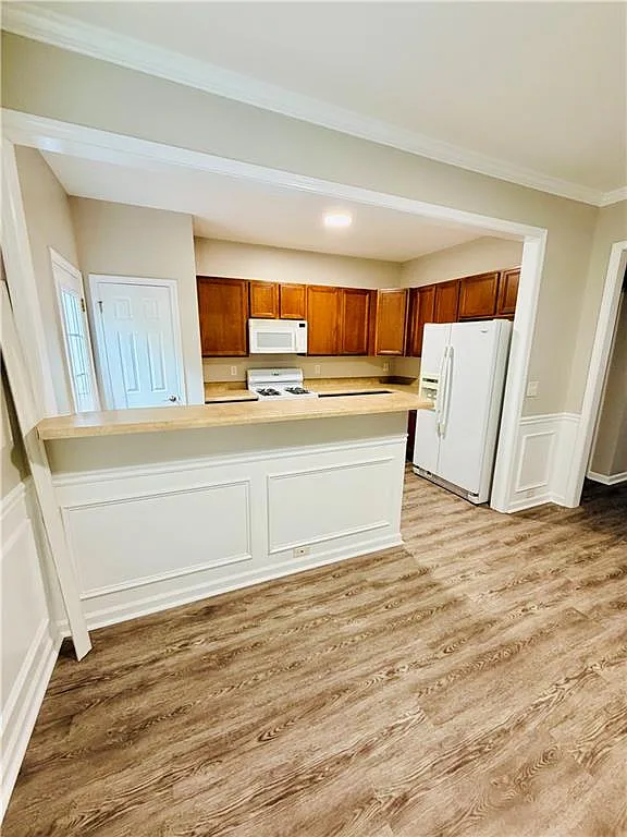 4 bed, 3.5 bath, 2028 sqft, $2,800 — Photo 3