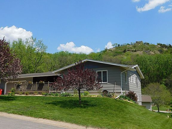 2nd image of 1046 Glen Echo Ln