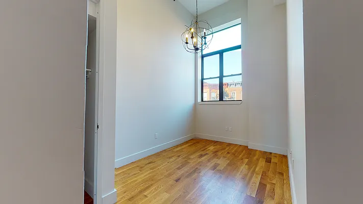 Rented by Arwell Realty | media 7