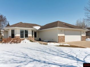 205 Diamond Creek Rd, Mankato, MN 56001